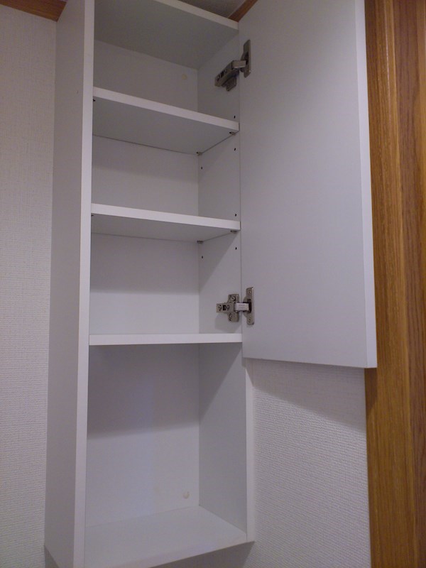 アルブルシャルマン トイレ収納