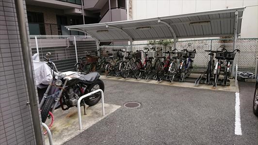 カノン甲南山手 駐輪場、バイク置き場