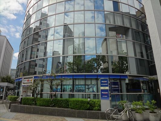 ヘスティア神戸 銀行：みずほ銀行　神戸支店　404m