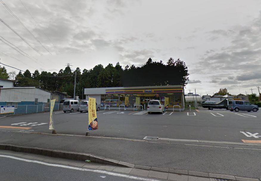 アムール・ユー コンビ二：ﾐﾆｽﾄｯﾌﾟ 四街道御成街道店　728m