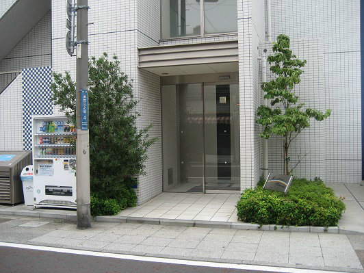 レインボー本牧 安心のオートロック！