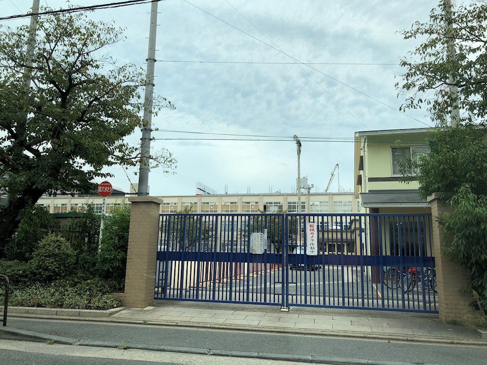 グレートハイツ 小学校：京都市立七条第三小学校　564m