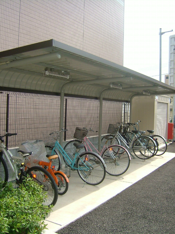 フルーラン船橋 駐輪場