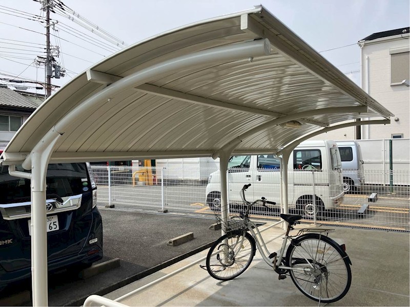 コート青山 駐輪場
