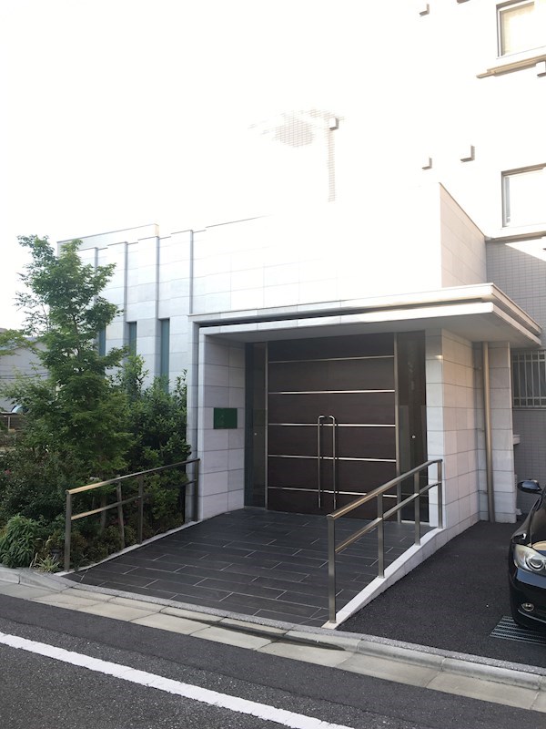 モンテジョア エントランス