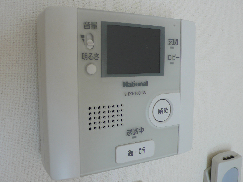 レインボー本牧 TVモニター付インターホン♪来訪者の顔が見えるので安心♪