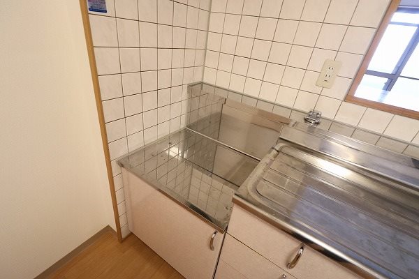 ハートフォードM 2口コンロ設置可能です。調理スペースもあり。