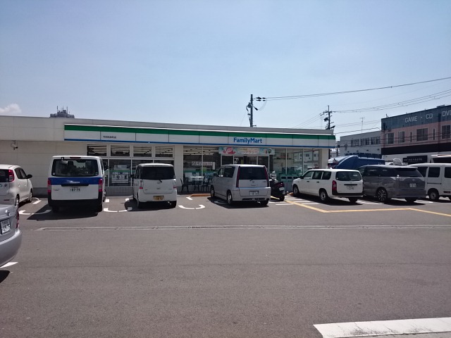 ピュア24 コンビ二：ﾌｧﾐﾘｰﾏｰﾄ 竹田松林町店　298m