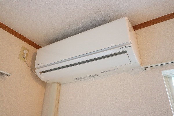 グレートハイツ エアコン1基は設備です。