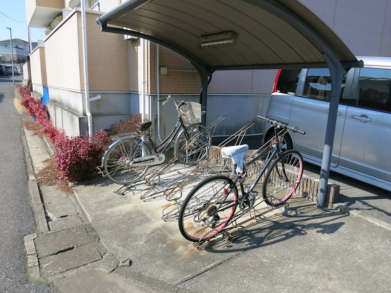 アムール・ユー 駐輪場