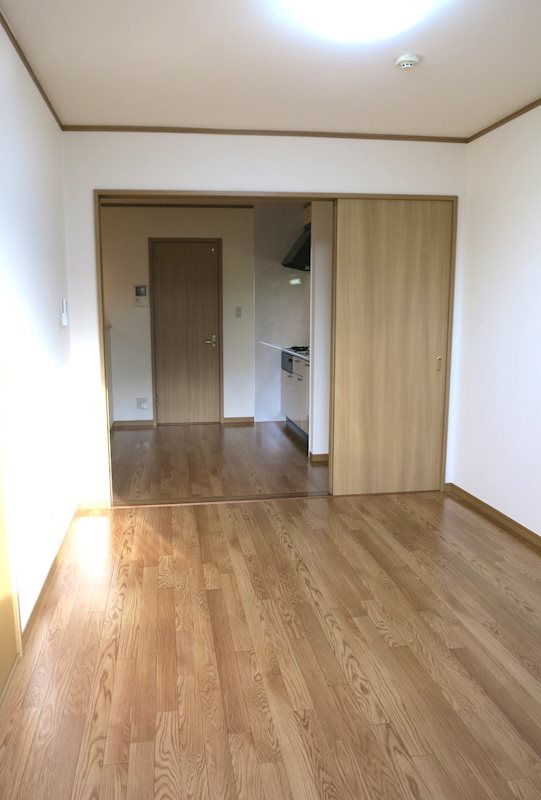 サンシャトレ 広々とした室内