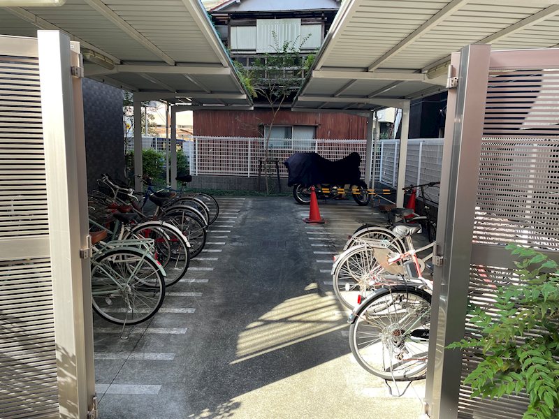 ヴィラージュオリオン 駐輪場