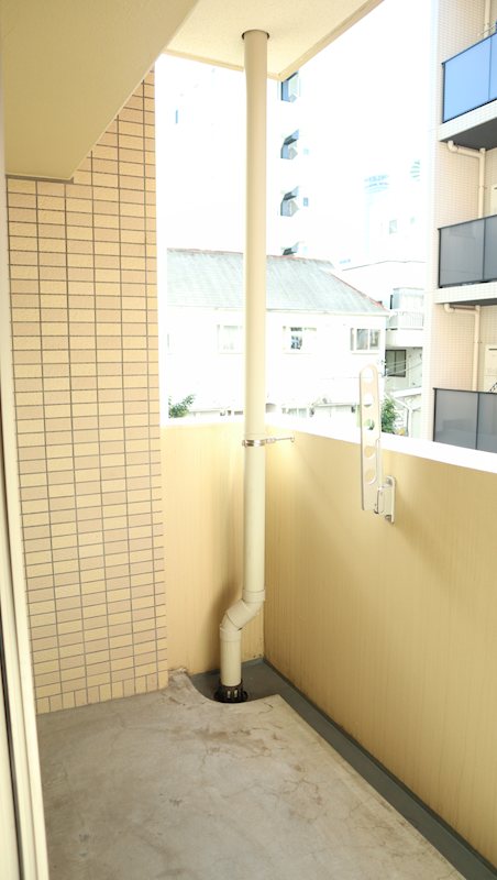 ナチュラルハウス ベランダ
