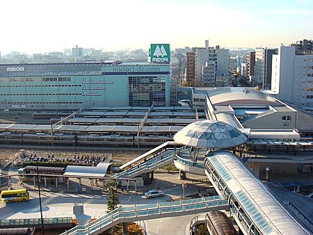 ジョリエーメゾン 駅：JR尼崎駅　129m