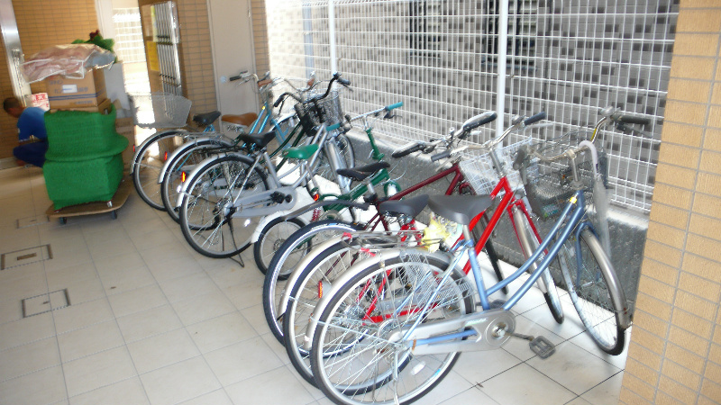 セトル オクサワ 駐輪場
