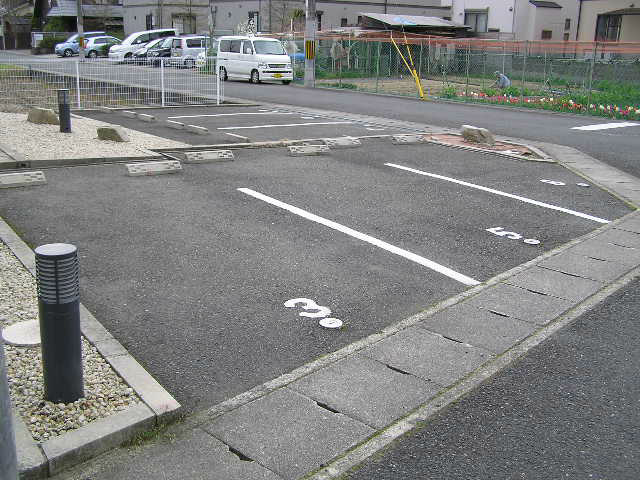 サンフローラ宝ヶ池 駐輪場