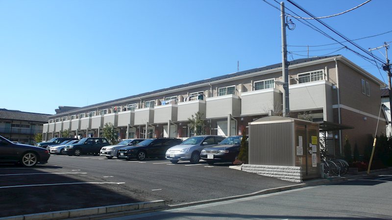 ヴィラージュ志伊 駐車場