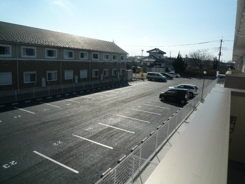 グランメゾン 駐車場