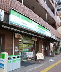 ソレーユ神楽坂 コンビ二：ﾌｧﾐﾘｰﾏｰﾄ 伝通院前店　973m