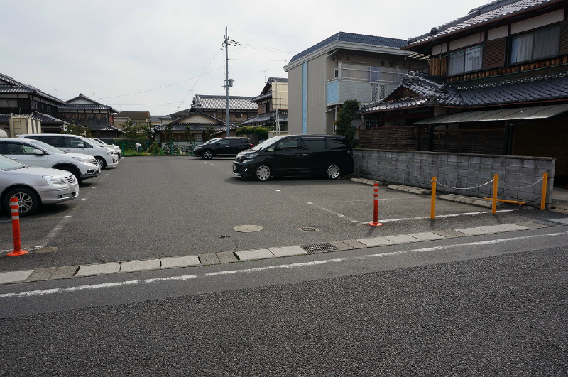 メゾン上笠 駐車場