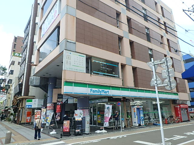 エーデルハイム コンビ二：ﾌｧﾐﾘｰﾏｰﾄ 八王子ﾊﾟｰｸ壱番街通り店　108m