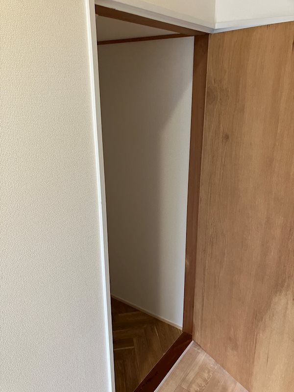 サンヴァリエ西 現地写真（玄関）