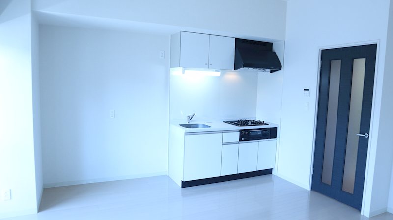 プリマヴェーラ（江東区） キッチン横が広いので、冷蔵庫や収納をレイアウトできます。