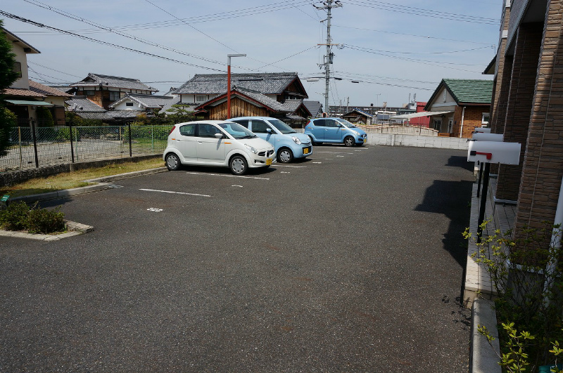 パルゆうき 駐車場