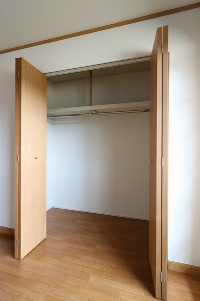 メゾンアジュール 収納