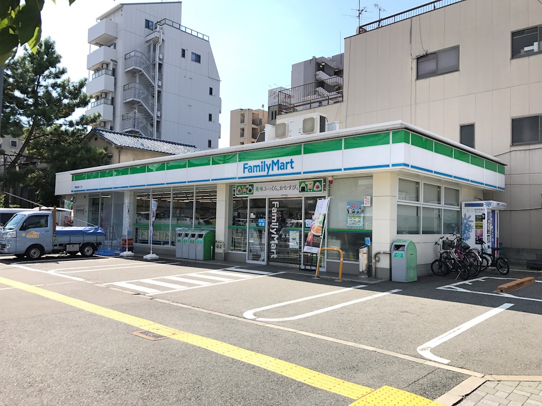 コージーコート コンビ二：ﾌｧﾐﾘｰﾏｰﾄ 堺櫛屋町東二丁店　349m