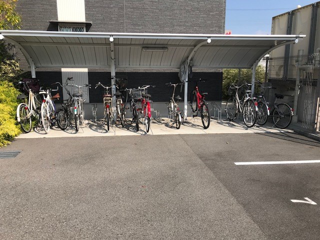 エクレシオ正木 駐輪場