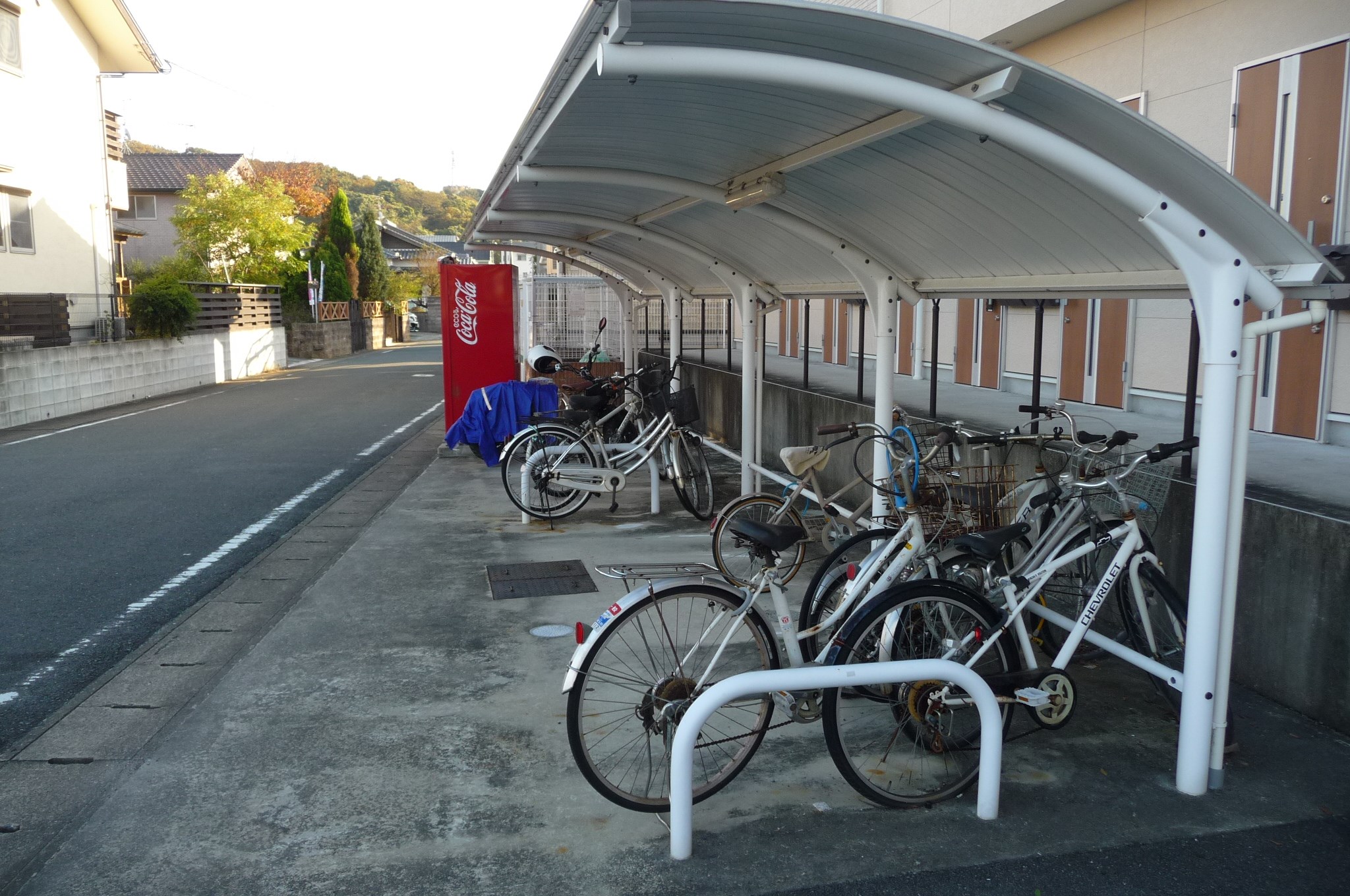 ツインリーフ 駐輪場