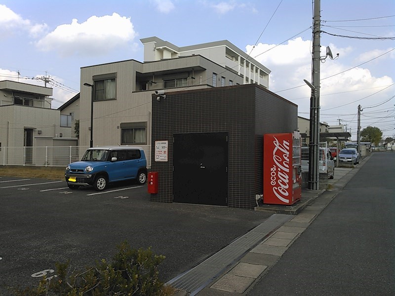 エバーフェニックス ごみ置き場