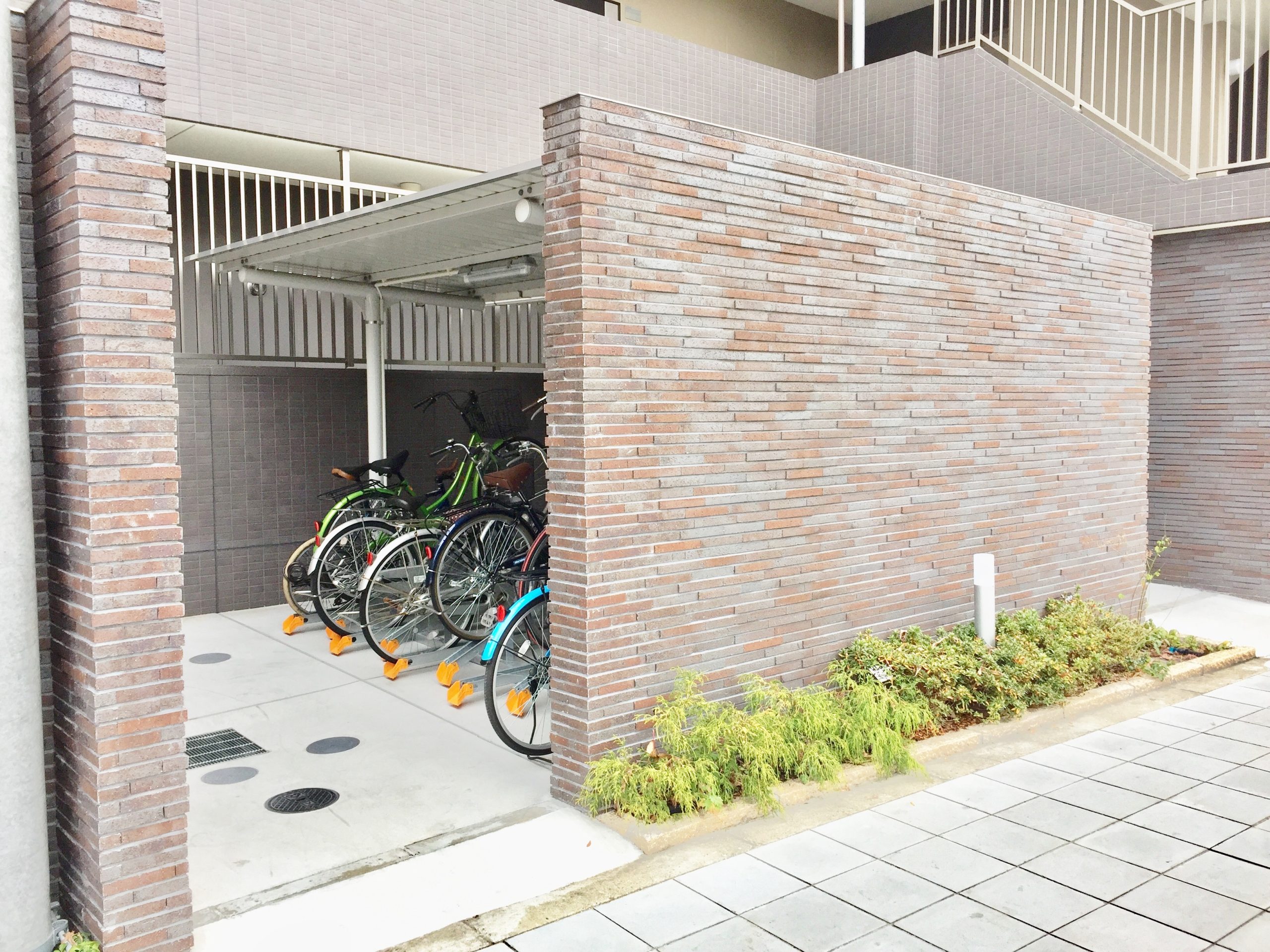 グランプラス京橋 駐輪場