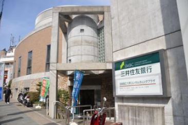 ル・プルミエ 銀行：三井住友銀行六甲支店　1029m