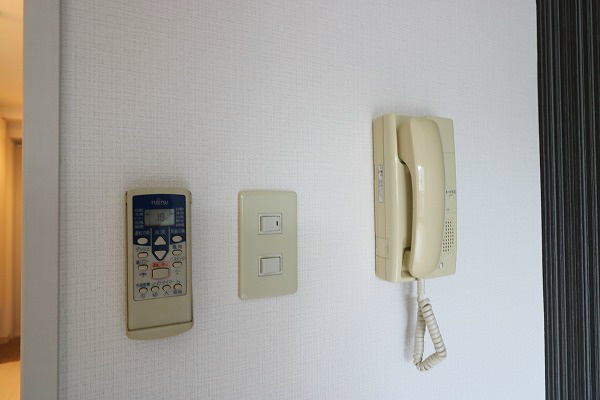 ソルエストゥディオ 物件オートロック、お部屋玄関前に繋がる、インターホン付！