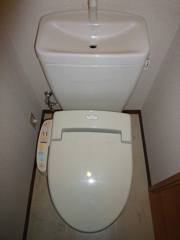 ボヌール有瀬 ウォシュレット付トイレ