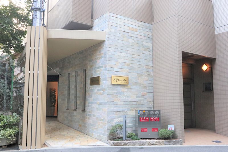 TY天六(ティーワイ天六) エントランス