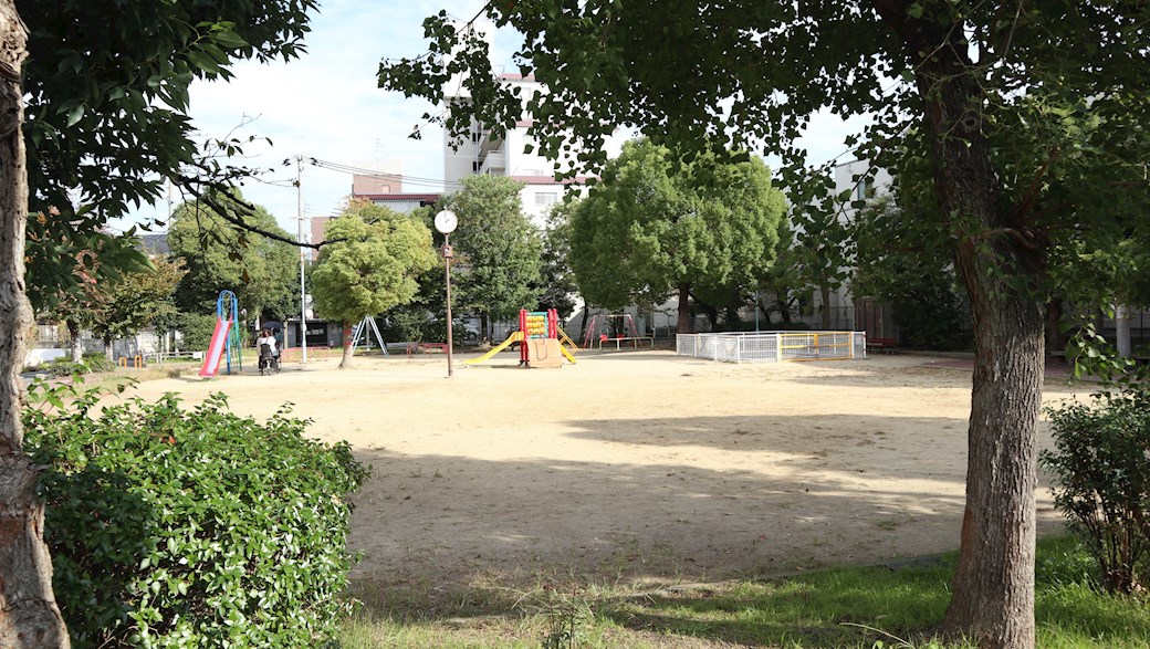Daire・N（ダイレ・エヌ） 公園：長吉瓜破３号公園　218m