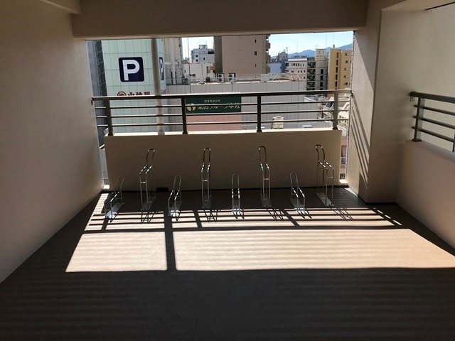 ボンニー元町 駐輪場