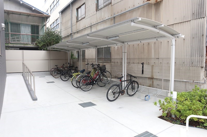 グランパシフィック 田島Luxe 駐輪場