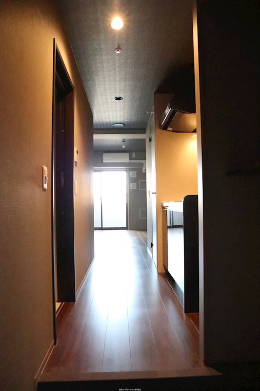 N　Residence　新今宮 玄関
