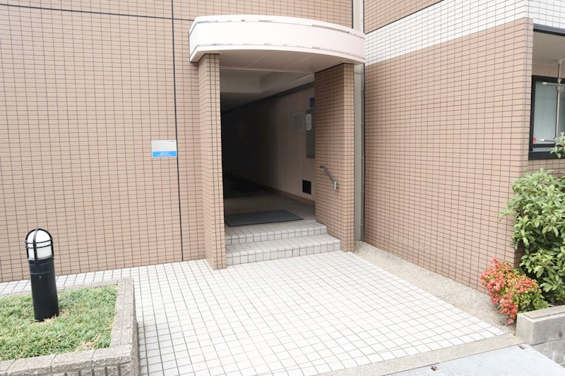 パール久米田 エントランス