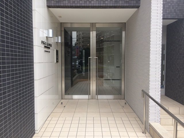 プレ・ラ・メール御影 エントランス