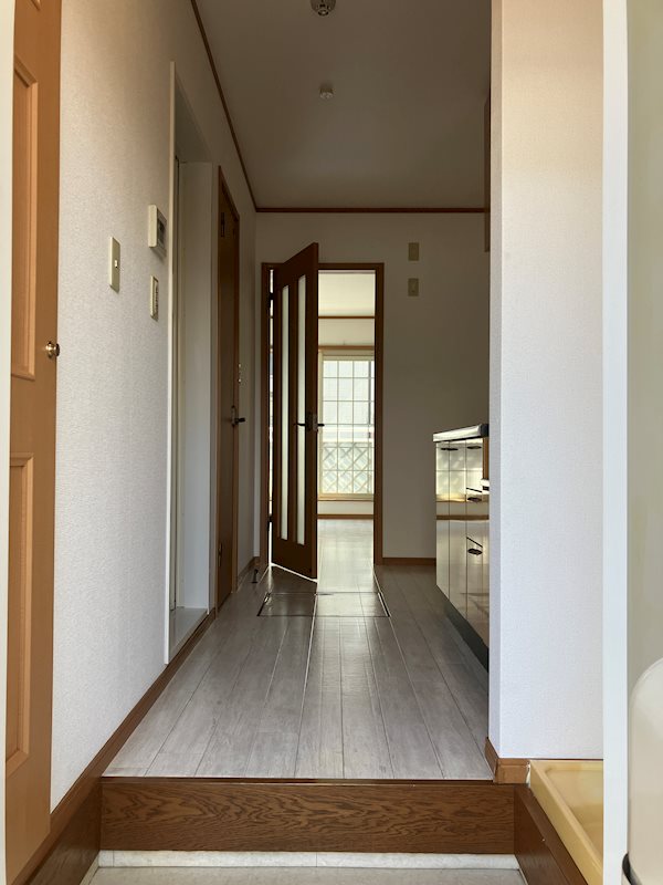 グローリー1番館 玄関