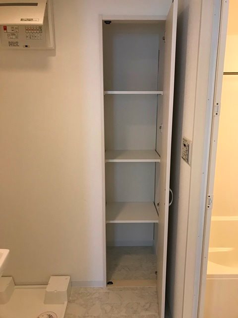 ボンニー元町 収納