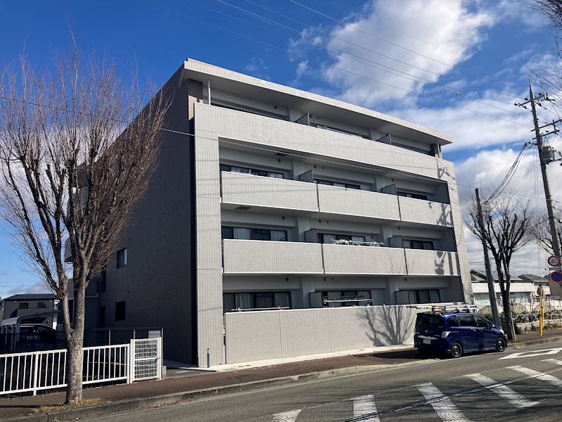 パインプロス 外観