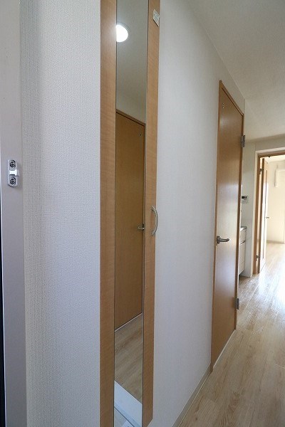 フローリッシュ桃山 姿見付シューズボックス
