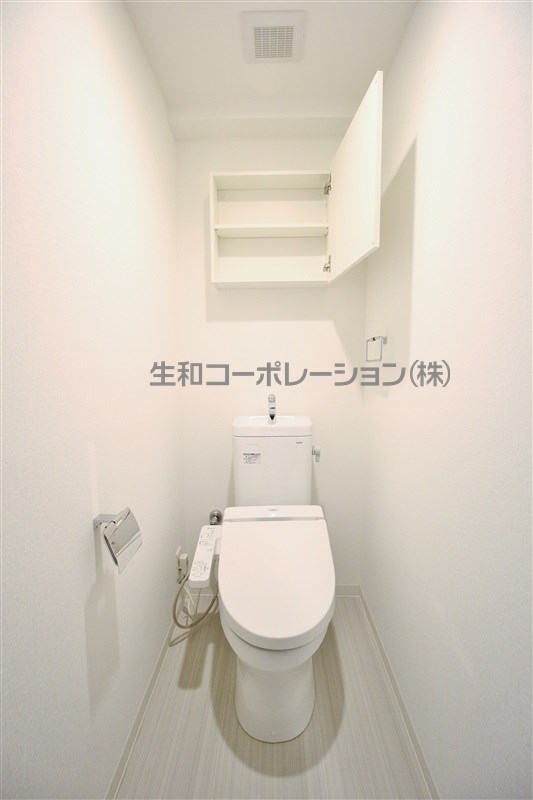 イート　アパートメント　ヴェリタス トイレ