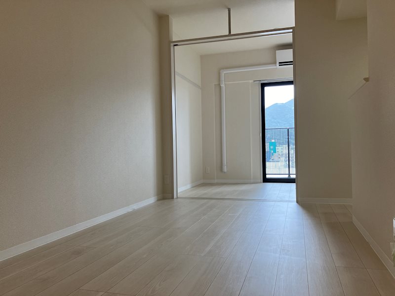 LEGEND紺屋町 リビング